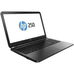 HP 250 G3 15" (2015) - Celeron N2840 - 8GB - SSD 240 GB QWERTY - Talianska