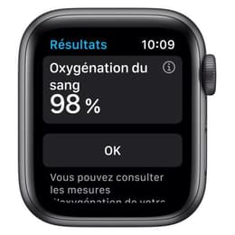 Apple Watch Series 6 (2020) GPS + mobilná sieť 44 mm - Hliníková Vesmírna šedá - Sport band Čierna