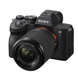 Sony Alpha7 IV - Čierna + Sony FE 28-70mm f/3.5-5.6 OSS