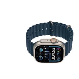 Apple Watch Ultra 2 (2023) GPS + mobilná sieť 49 mm - Titánová Prírodný titán - Oceánska kapela Modrá